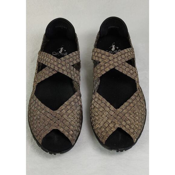 Corkys Forest 9 Gold Stretch Woven Peep Toe Cross Straps Mary Jane Sandals Flats - Picture 1 of 8